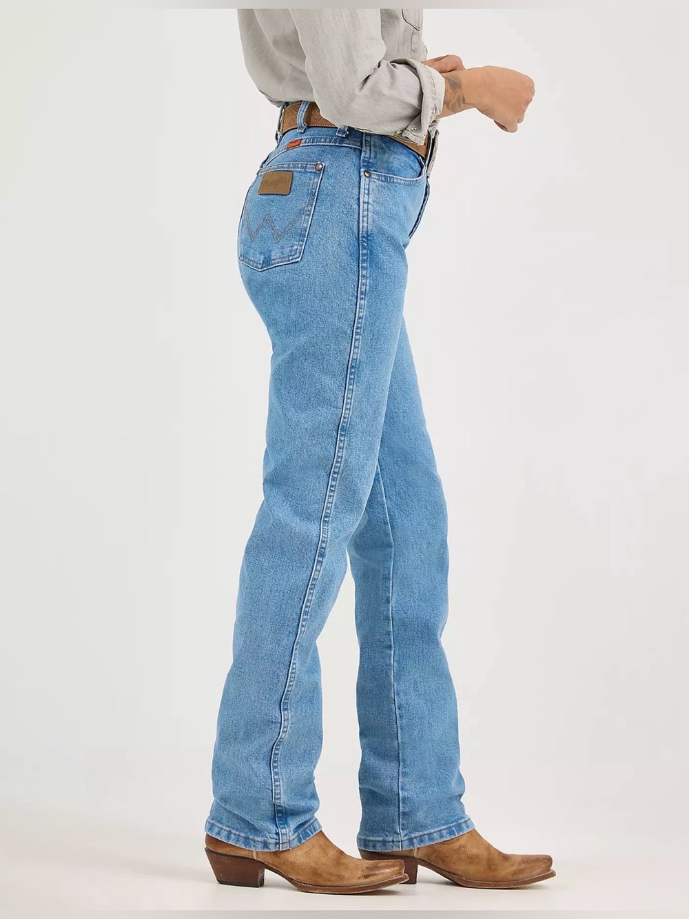 WRANGLER NWT Women’s Cowboy Cut 14MWZ Slim Fit Tapered Leg Jeans